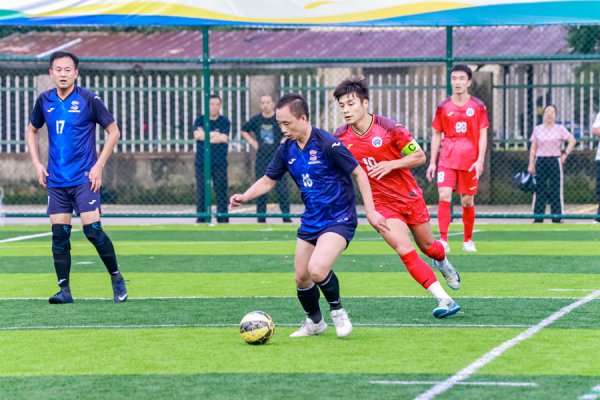 广瑞网  谁是浙江五人制足球“最强战队”？全省29支队伍会战黄岩，激战正酣